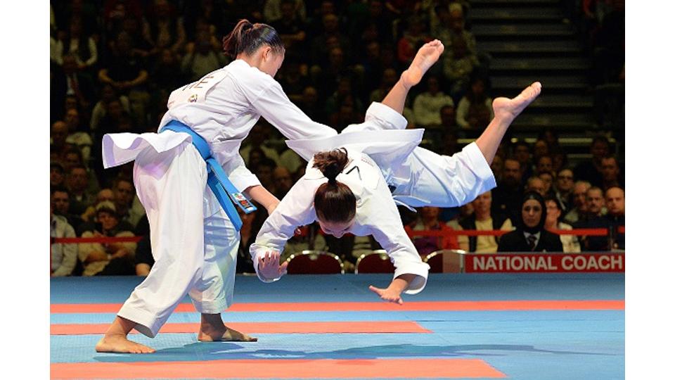 Karate menjadi salah satu cabor unggulan Indonesia di SEA Games 2017. - INDOSPORT